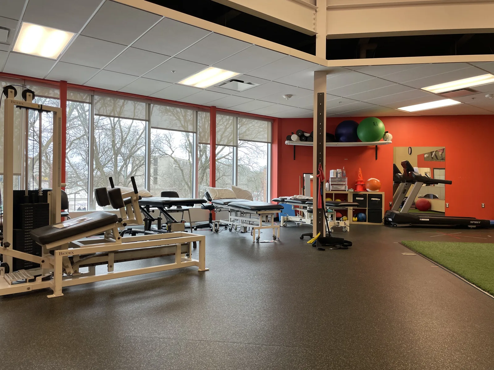 Gym And Equipment Space – HPC Clinic Gym And Equipment Space – Eramosa Physiotherapy Associates HPC clinic